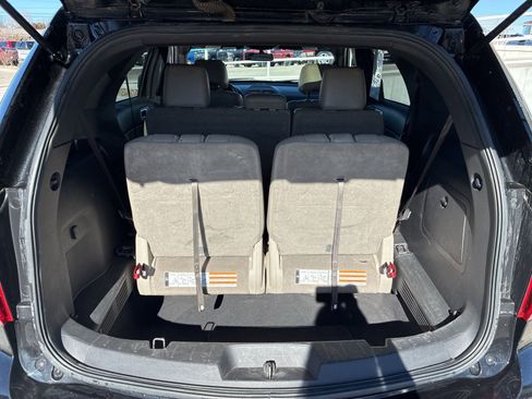 Used 2013 Ford Explorer XLT image 5