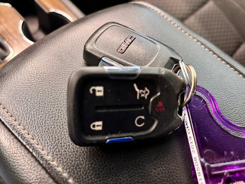 Used 2019 GMC Acadia SLE w/ Driver Alert Package I FWD image 68