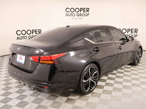 Used 2024 Nissan Altima 2.5 SR image 19