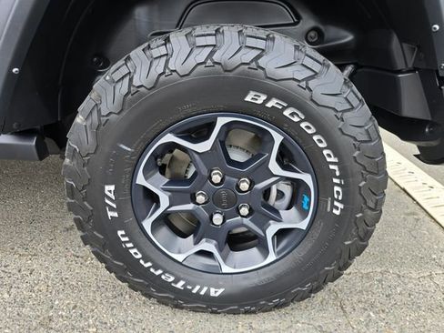 Used 2023 Jeep Wrangler Unlimited Rubicon 4xe w/ Steel Bumper Group AWD/4WD image 13