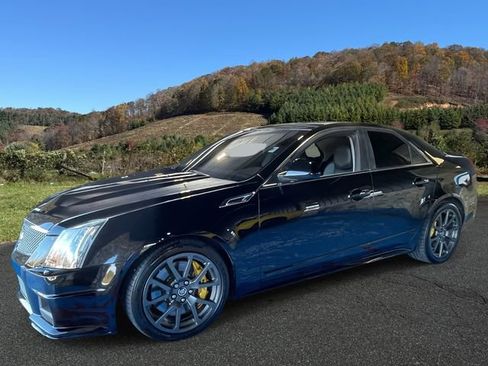 Used 2013 Cadillac CTS V image 3