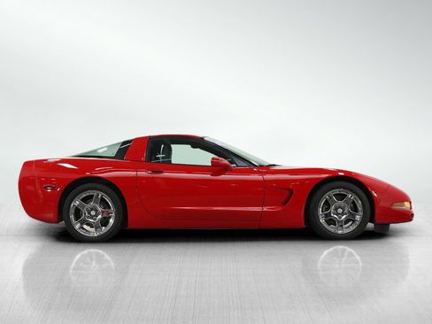 Used 1999 Chevrolet Corvette Coupe w/ Roof Pkg RWD image 6