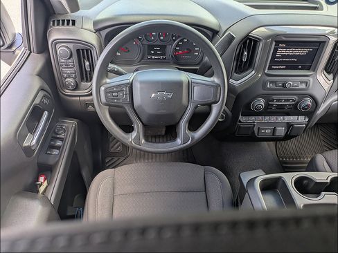 Certified 2025 Chevrolet Silverado 1500 Custom Trail Boss w/ Dark Appearance Package AWD/4WD image 16