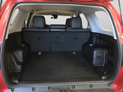 Certified 2024 Toyota 4Runner TRD Off-Road Premium image 4