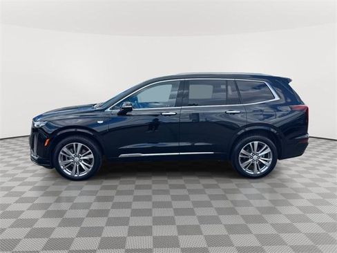 Used 2024 Cadillac XT6 Premium Luxury w/ Technology Package image 8