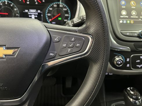 Used 2019 Chevrolet Equinox LS AWD/4WD image 20