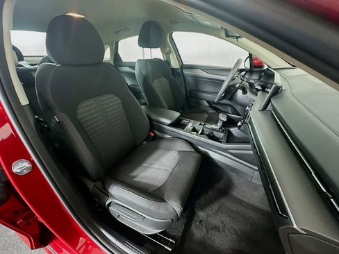 Used 2025 Kia K5 LXS image 31