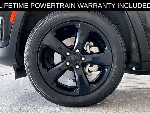 Used 2024 Jeep Grand Cherokee Limited w/ Black Appearance Package RWD image 12
