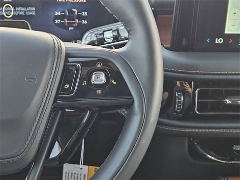 New 2025 Lincoln Aviator Black Label image 27