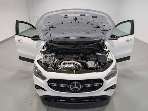 Used 2026 Mercedes-Benz GLA 250 4MATIC image 11