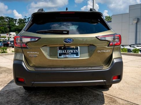 New 2025 Subaru Outback Premium image 5