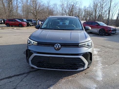 Used 2025 Volkswagen Taos S image 2