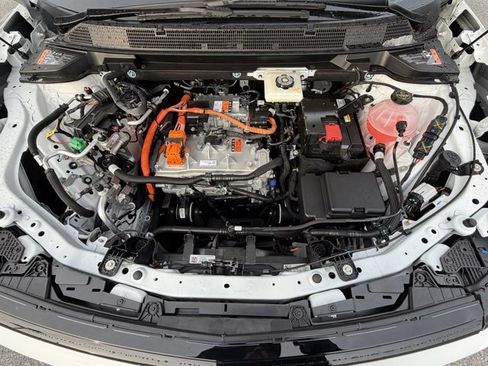 New 2026 Chevrolet Equinox EV LT image 19