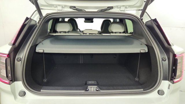 New 2026 Volvo EX30 Ultra w/ Protection Package AWD/4WD image 35