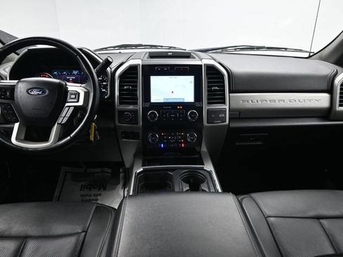 Used 2021 Ford F250 Lariat w/ Lariat Value Package AWD/4WD image 32
