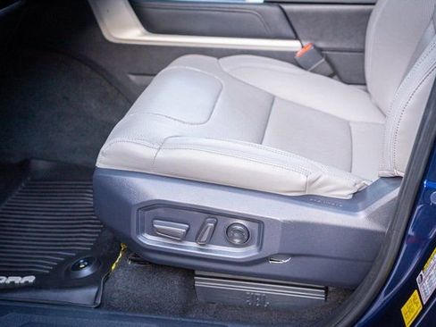 Used 2022 Toyota Tundra Limited w/ TRD Off-Road Package image 15