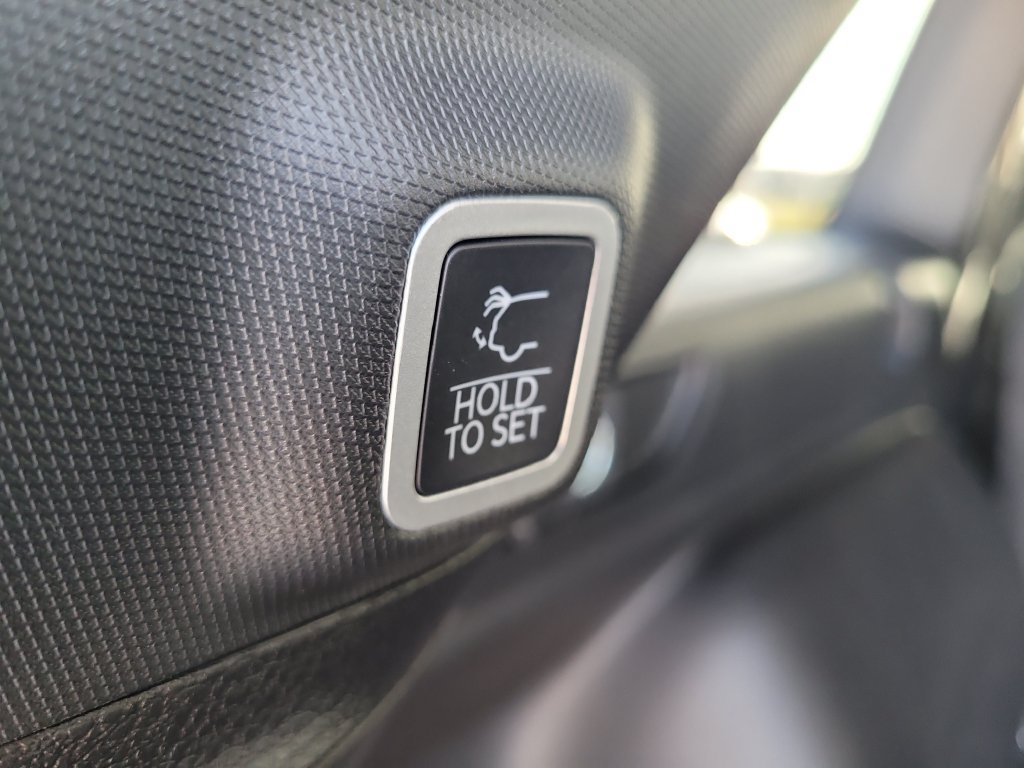 New 2027 Jeep Grand Cherokee Limited w/ Limited Altitude Package RWD image 8