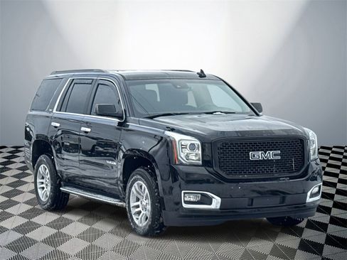 Used 2017 GMC Yukon SLT image 4