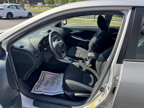 Used 2013 Toyota Corolla S FWD image 8