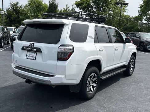 Used 2024 Toyota 4Runner TRD Off-Road Premium w/ Moonroof Package AWD/4WD image 4
