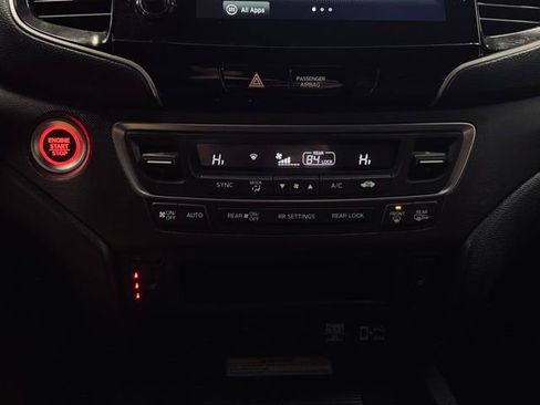 Used 2022 Honda Pilot TrailSport image 33