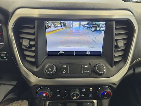 Certified 2023 GMC Acadia SLE w/ Driver Convenience Package image 16