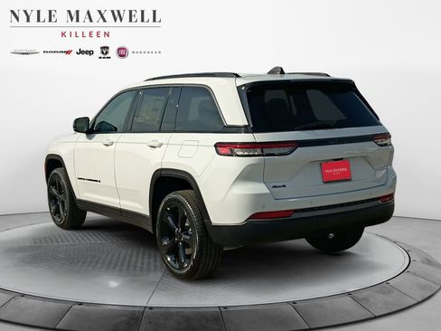 New 2026 Jeep Grand Cherokee Limited AWD/4WD image 14