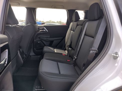 New 2026 Mitsubishi Outlander ES AWD/4WD image 8