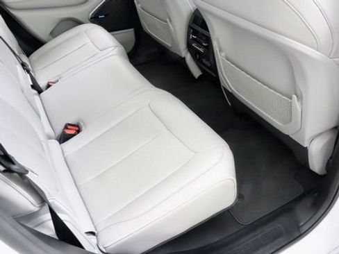 Used 2022 Jeep Grand Cherokee Overland AWD/4WD image 35