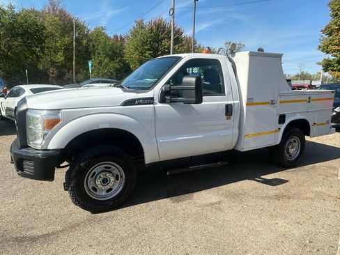 Used 2014 Ford F250 XL AWD/4WD image 3
