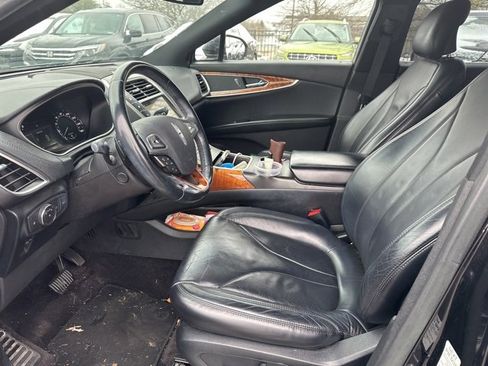 Used 2017 Lincoln MKX Reserve image 11