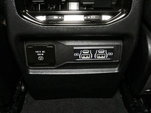 Certified 2024 Jeep Grand Cherokee Altitude AWD/4WD image 27