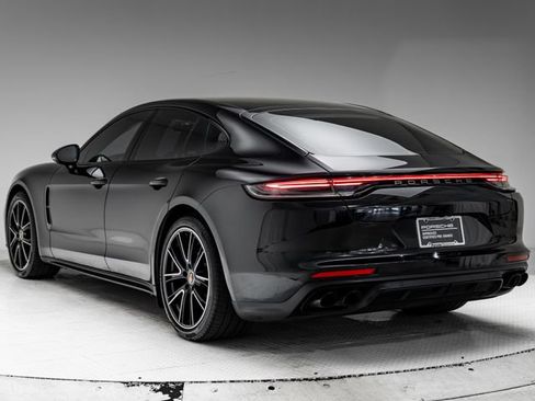 Certified 2023 Porsche Panamera 4 Platinum Edition AWD/4WD image 3