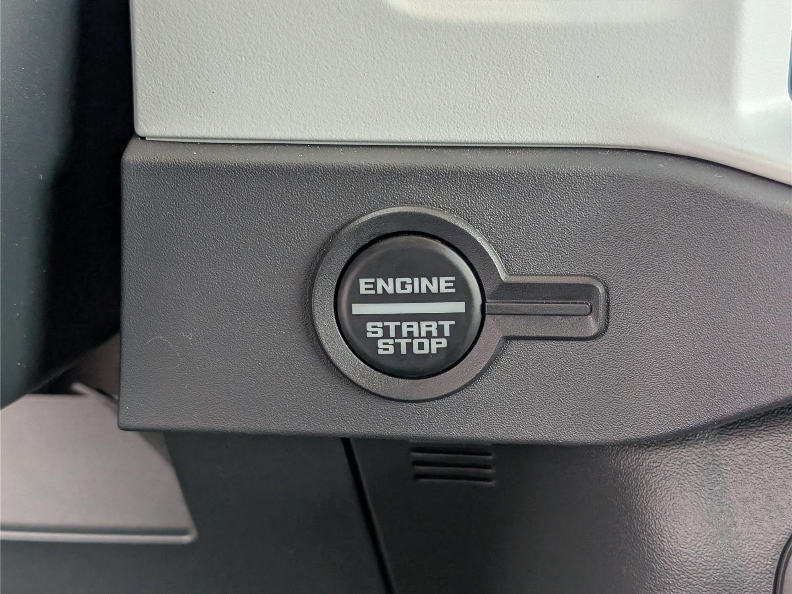 Used 2025 Ford Bronco Stroppe Edition AWD/4WD image 23
