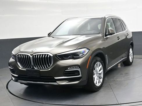 Used 2021 BMW X5 xDrive40i w/ Premium Package AWD/4WD image 10