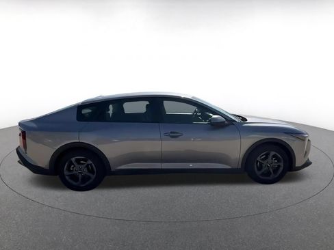 Used 2025 Kia K4 FWD image 15