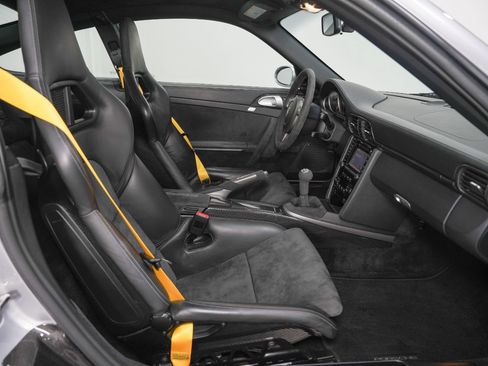 Used 2008 Porsche 911 GT2 RWD image 25
