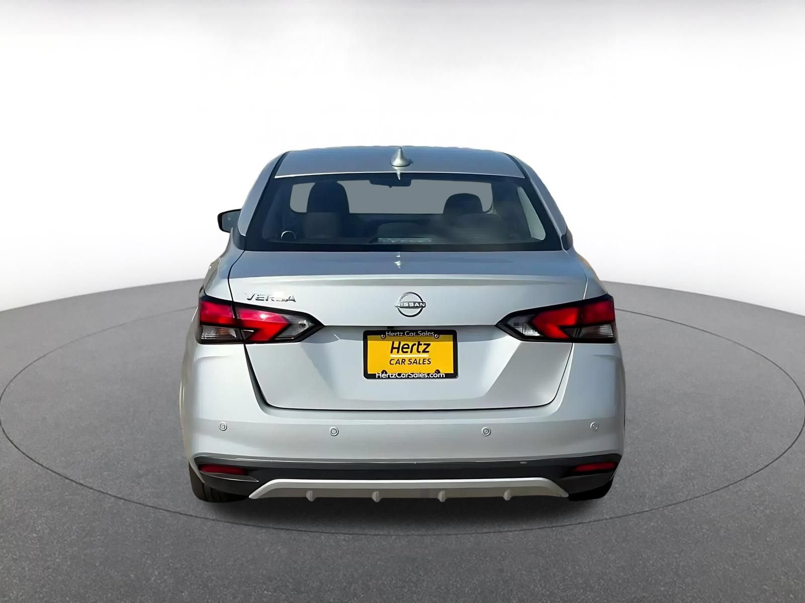 Used 2025 Nissan Versa SV FWD image 12