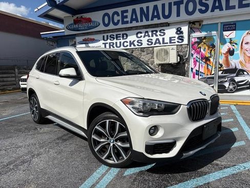 Used 2019 BMW X1 sDrive28i w/ Convenience Package FWD image 2