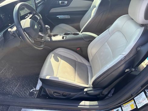 Used 2024 Ford Mustang GT Premium RWD image 5