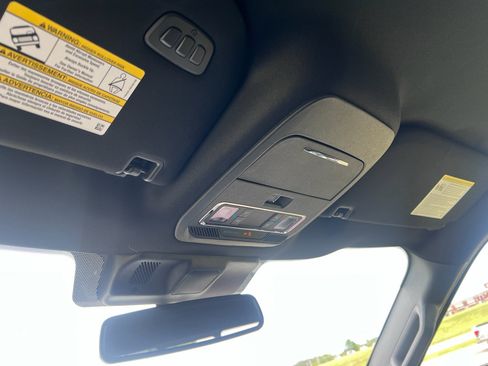 Used 2023 Ford F150 Lariat image 28