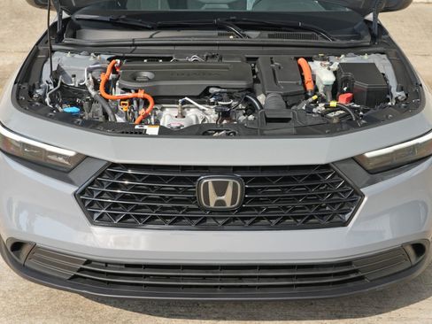 Used 2023 Honda Accord Sport image 7