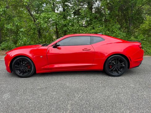 Used 2022 Chevrolet Camaro LS RWD image 4