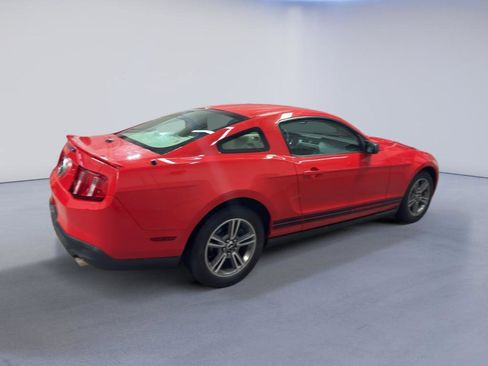 Used 2010 Ford Mustang Premium image 7