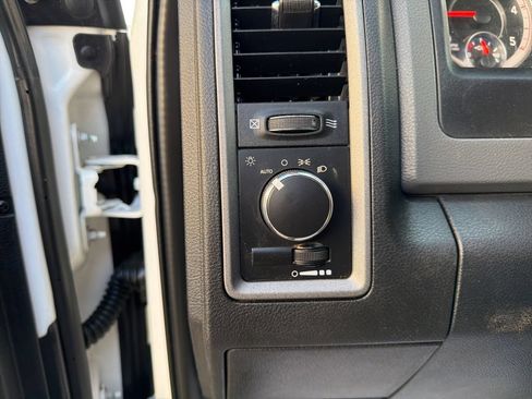 Used 2017 RAM 5500 Tradesman w/ Ambulance Prep Group RWD image 29