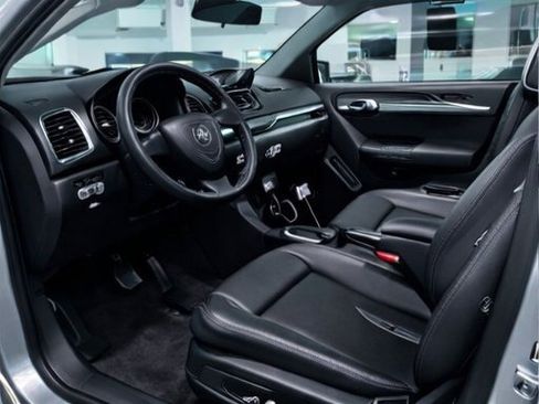 Used 2018 Audi Q3 2.0T Premium image 4