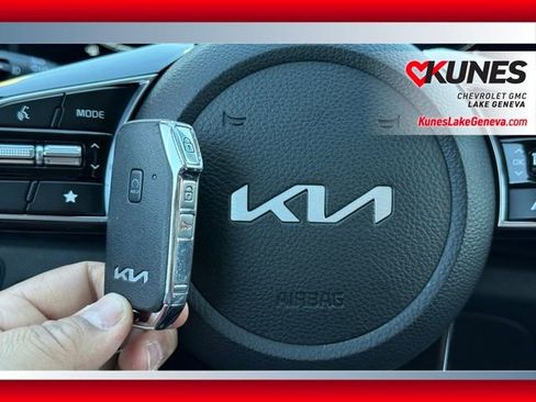 Used 2025 Kia Seltos S FWD image 43