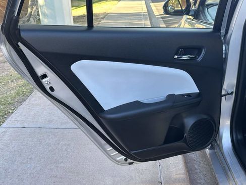 Used 2016 Toyota Prius Three Touring image 44