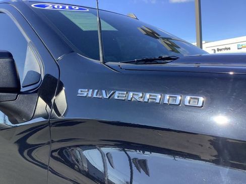 Used 2019 Chevrolet Silverado 1500 LT w/ All-Star Edition image 43