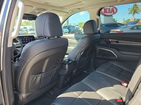 Certified 2024 Kia Telluride EX FWD image 10